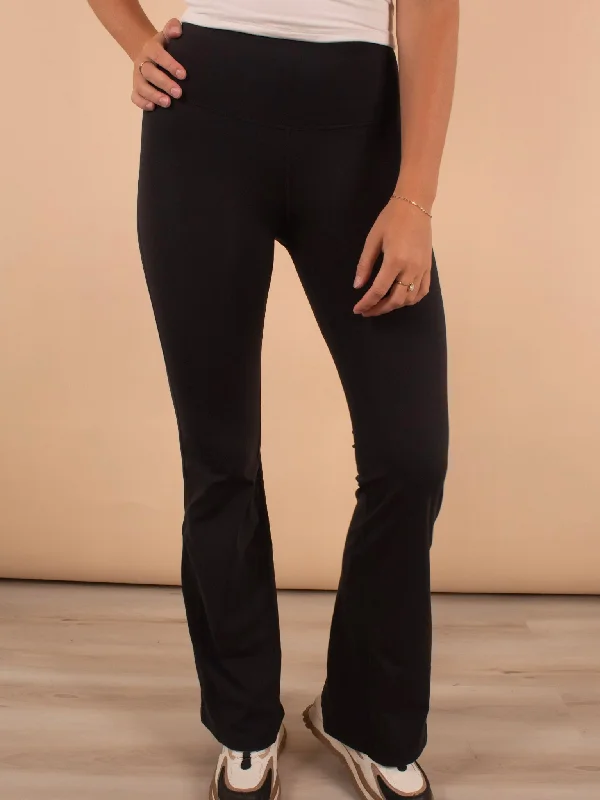 Black High-Waisted Flare Yoga Pants Cotton Quality,