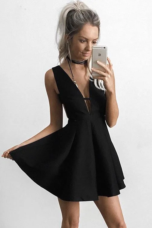 Sexy Black Deep V-neck stunning Mini Sleeveless Homecoming Dresses,Cocktail Dress DM452