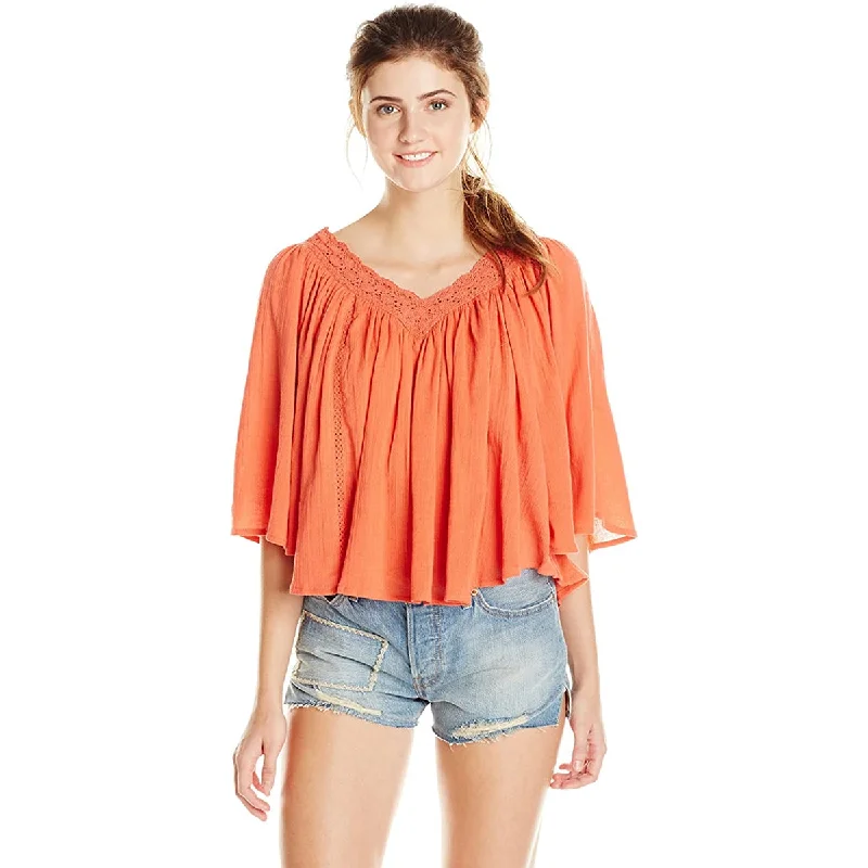 Billabong Juniors Hidden Bloom Women's Top Shirts (Brand New) Basic T-Shirt Crew Neck Short Sleeve Billabong Juniors Hidden Bloom Women's Top Shirts (Brand New) Basic T-Shirt Crew Neck Short Sleeve